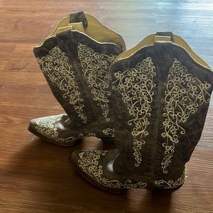 Corral Vintage Cowboy Boots